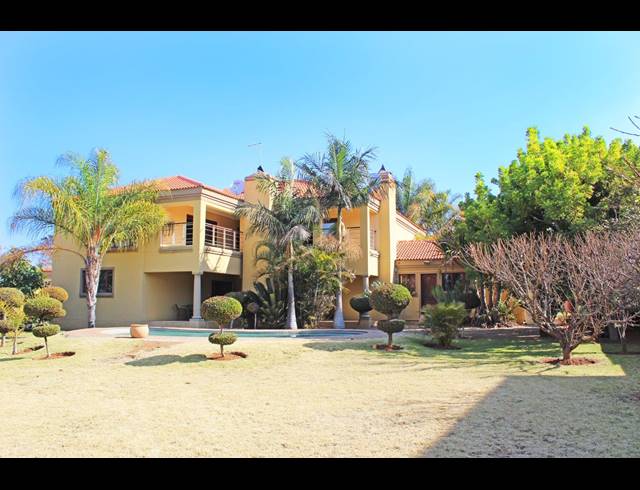 5 BEDROOM HOUSE FOR SALE IN SUMMERSET